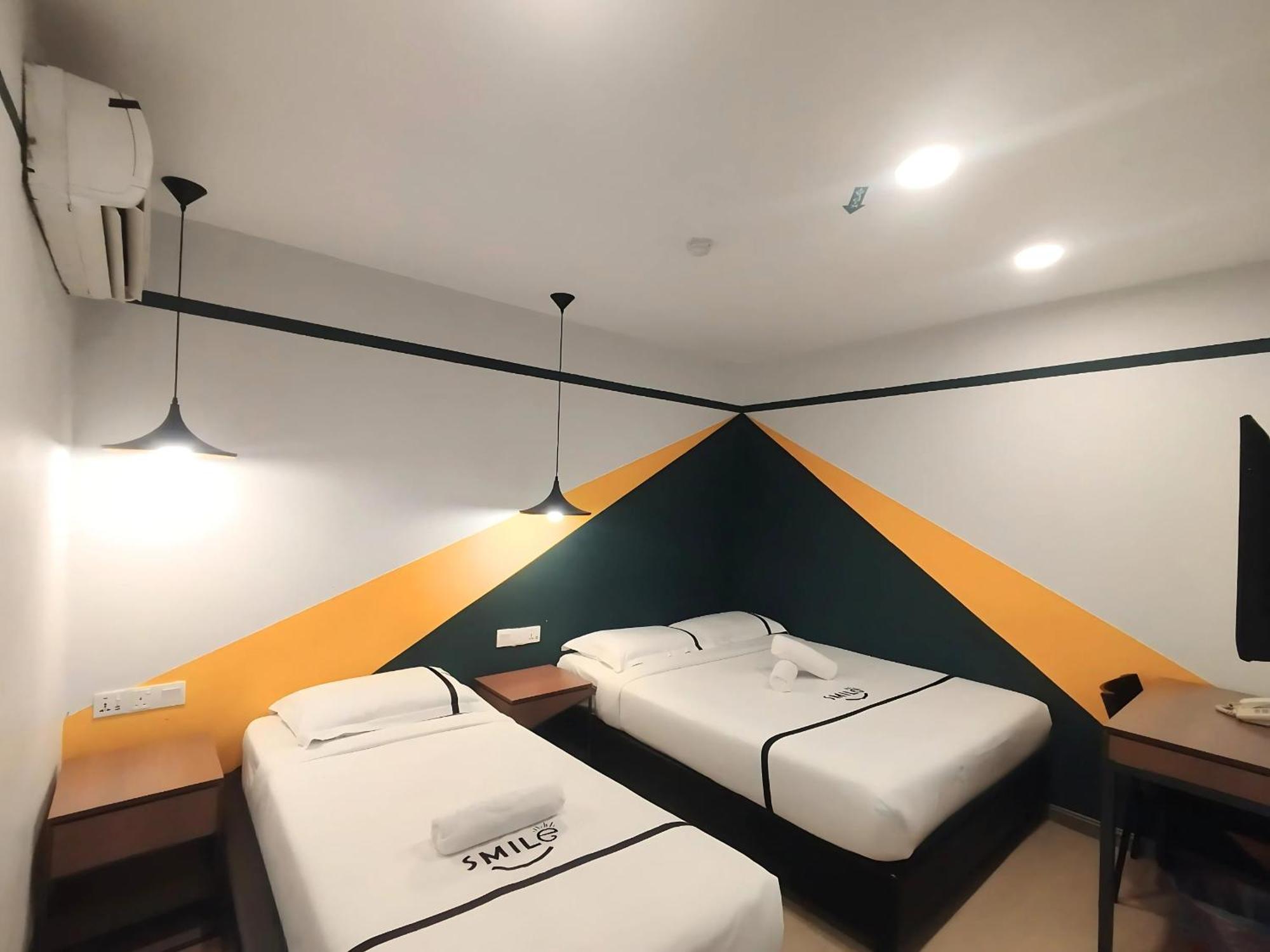 Smile Hotel C180 Cheras Selatan Kültér fotó